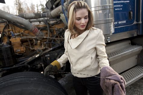 lisa ice road truckers nude|Ice Road Truckers Lisa Kelly photos .